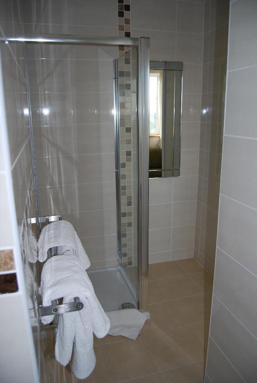 Clonmore Lodge B&B 퀼티 객실 사진